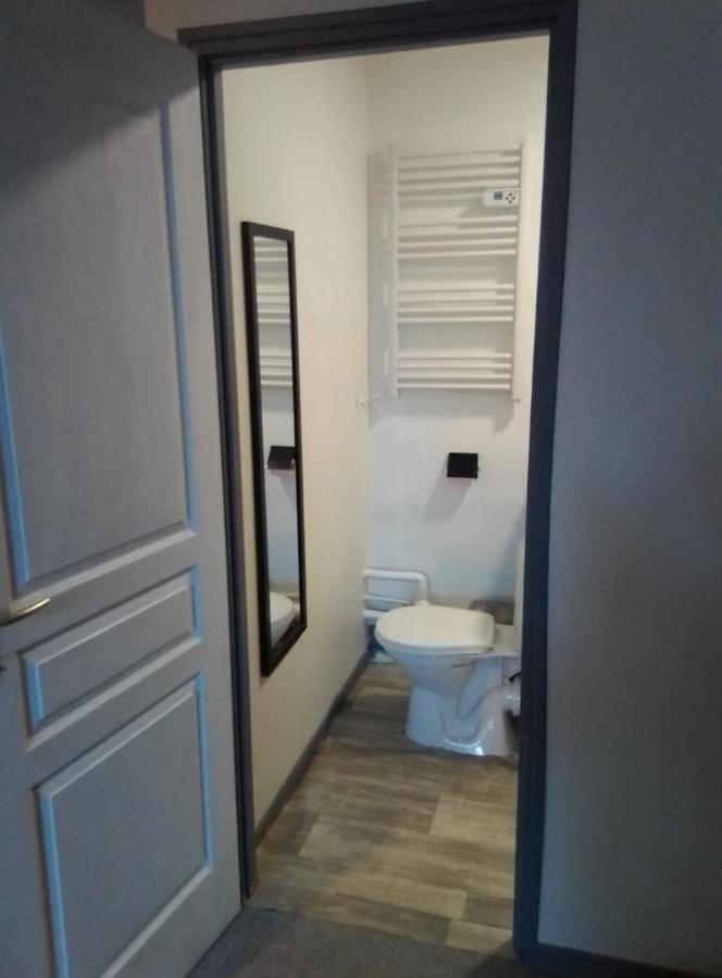 Appartement Tout Equipe Hypercentre Limoges Exterior photo